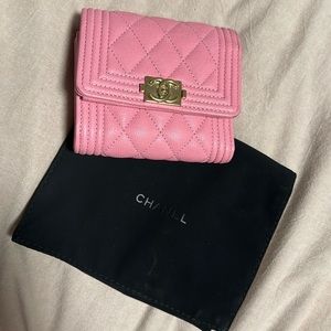 Chanel boy wallet
